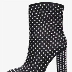 PLATFORM BOOTS